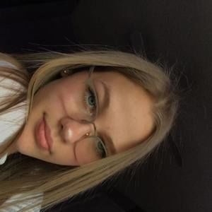 Meet your Posher, Janel